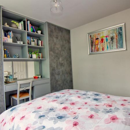 Streatham Vale Spacious Double Room With Private Bathroom In Quiet Area Only 20 Min To Central London מראה חיצוני תמונה
